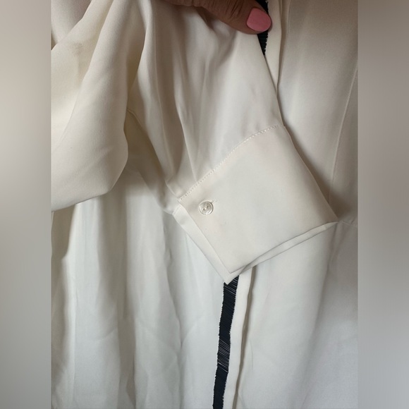 New Chicos Ivory Embellished Trim Dress Blouse Women’s 3 - Picture 10 of 10